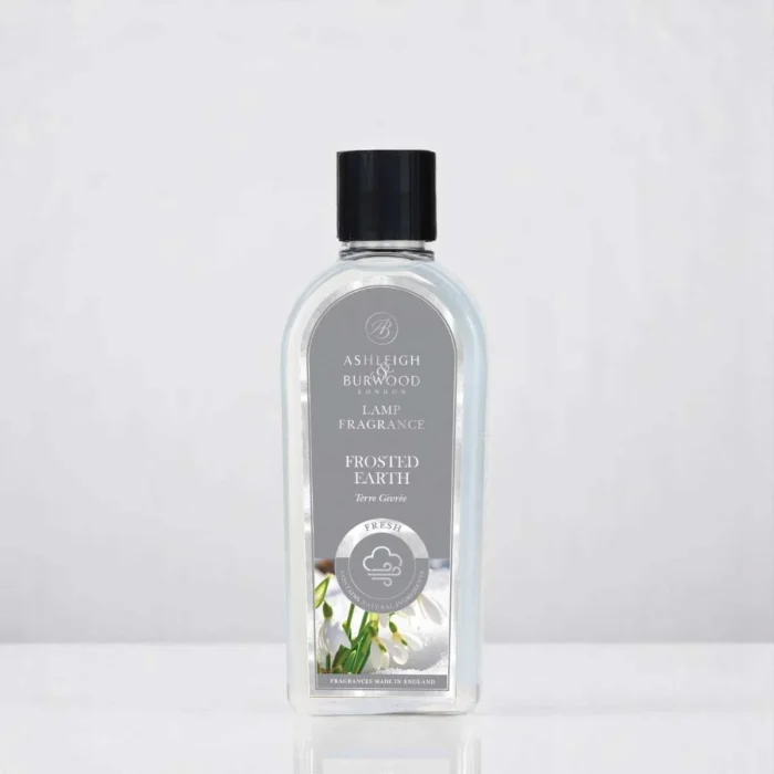 Flasche Ashleigh Burwood Frosted Earth Lamp Fragrance mit schwarzem Verschluss