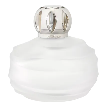 Weiße Echo Frosted Duftlampe mit glänzender Metallkappe von vorn