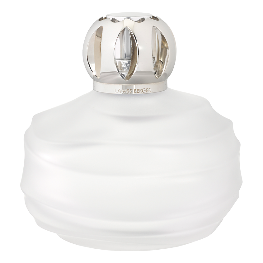 Echo Frosted Duftlampe frontal Weiße Echo Frosted Duftlampe mit glänzender Metallkappe von vorn