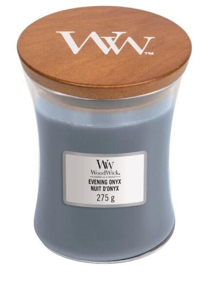Geschlossene graue WoodWick Evening Onyx Kerze mit rundem Holzdeckel