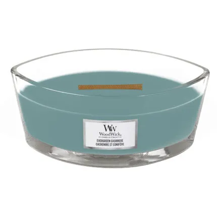 Evergreen Cashmere Kerze mit sichtbarem Holzdocht im Glas