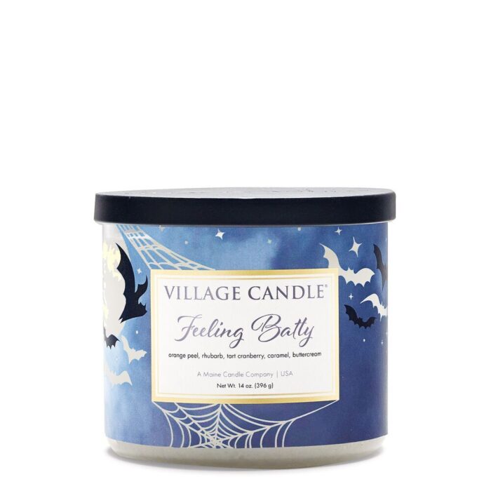 Blauer Village Candle Feeling Batty Tumbler mit schwarzem Deckel und Fledermausmotiv