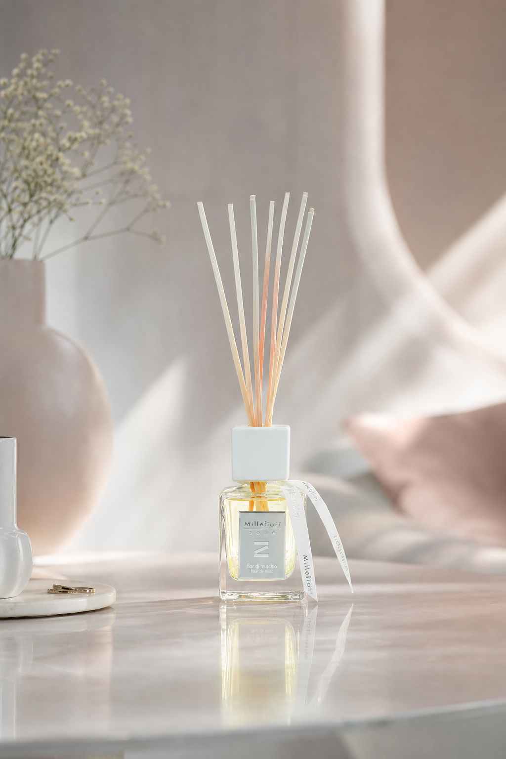 Fior Di Muschio - Zona Reed Diffuser 100ml in einer stimmungsvollen Anwendungsszene