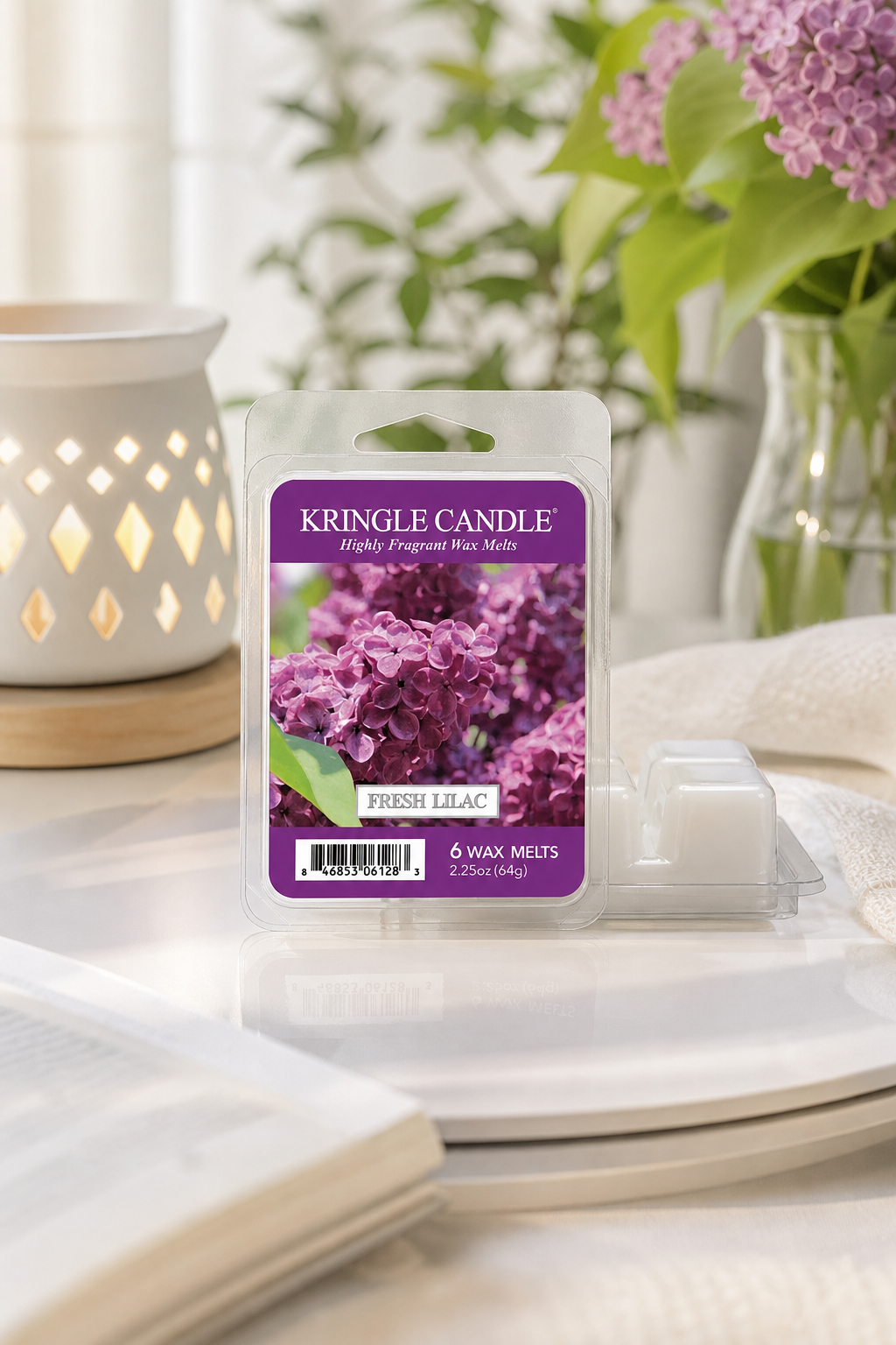 Fresh Lilac Wax Melts 64 g in einer stimmungsvollen Anwendungsszene