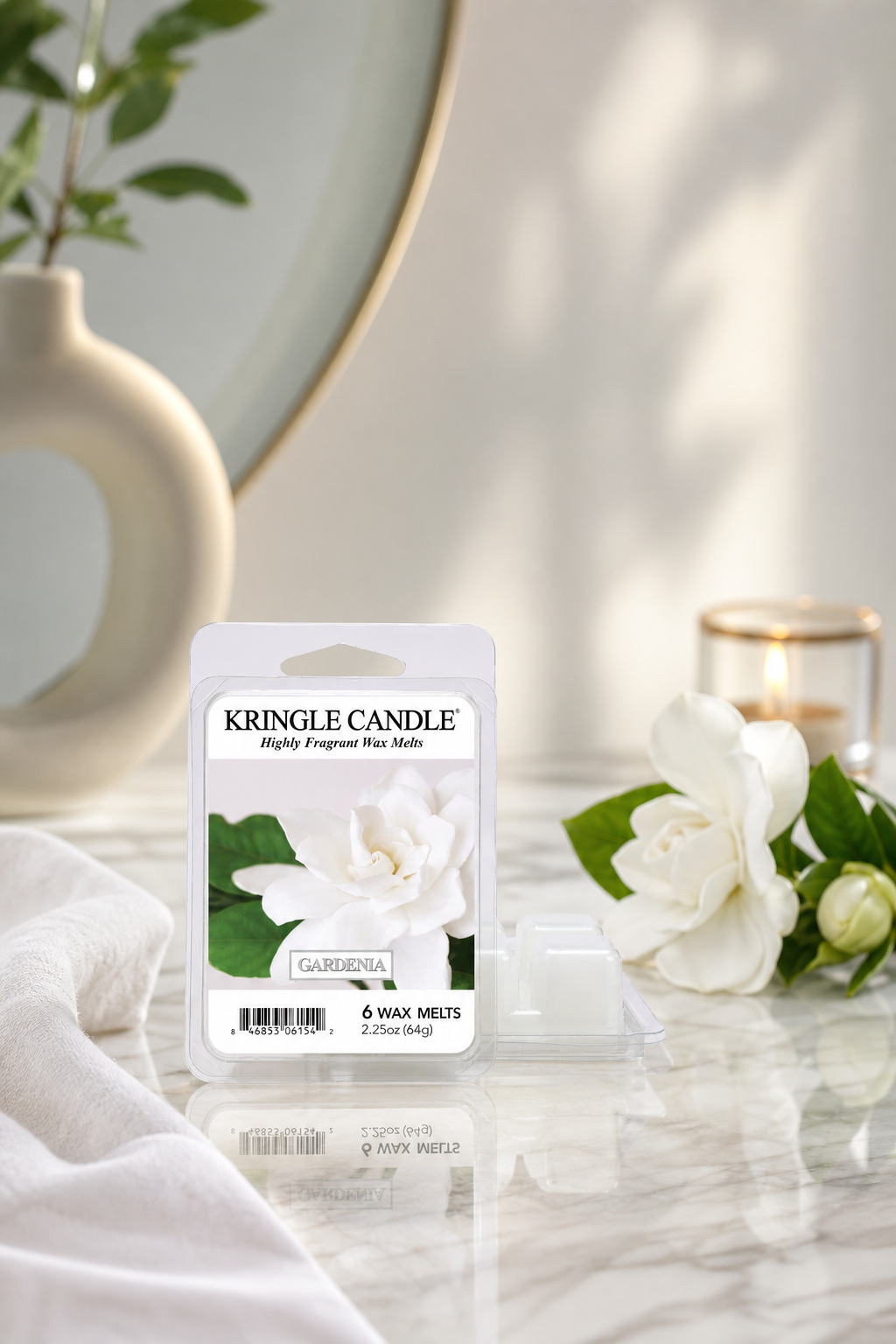 Gardenia Wax Melts 64g in einer stimmungsvollen Anwendungsszene