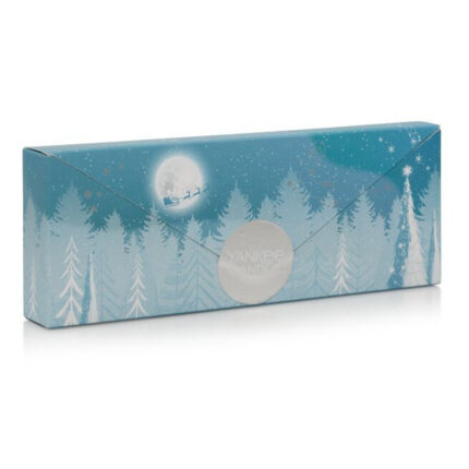 Winterliche Yankee Candle Geschenkset-Verpackung aus schräger Perspektive