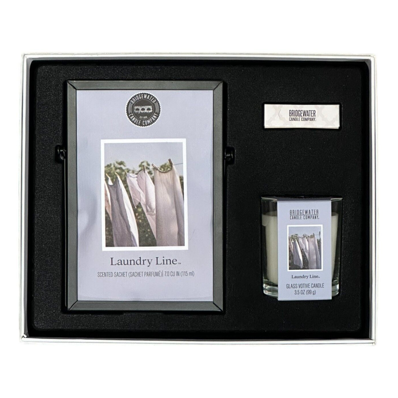 Bridgewater Laundry Line Geschenkset Geöffnetes Bridgewater Geschenkset mit Duft-Sachet und Glas-Votivkerze Laundry Line