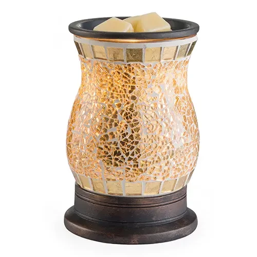 Gilded Glass Duftlampe Duftlampe mit goldfarbenem Glasaufsatz und hellen Wachswürfeln oben