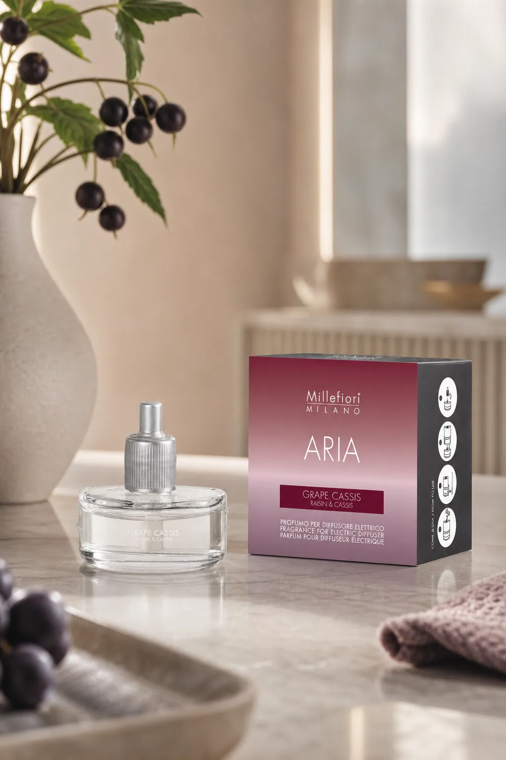 Grape Cassis Kartusche für Aria Diffuser – Stimmungsbild Grape Cassis Kartusche für Aria Diffuser in einer stimmungsvollen Anwendungsszene