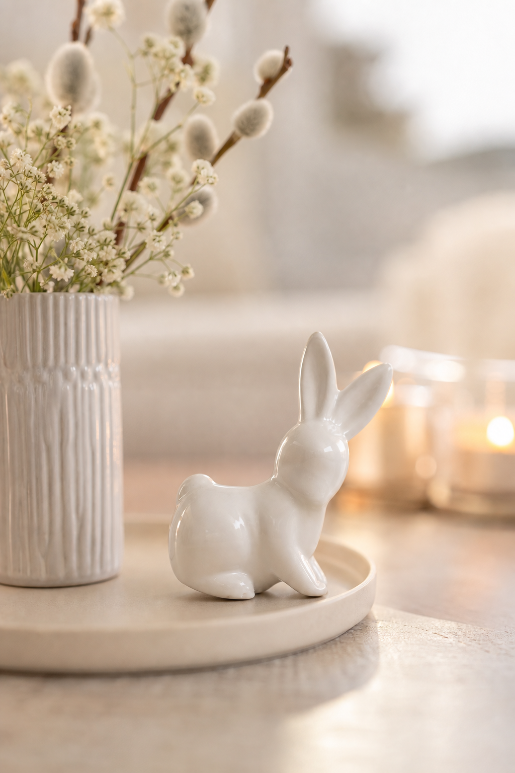 Hase Sally Kopf rechts cremeweiß 7cm in einer stimmungsvollen Anwendungsszene