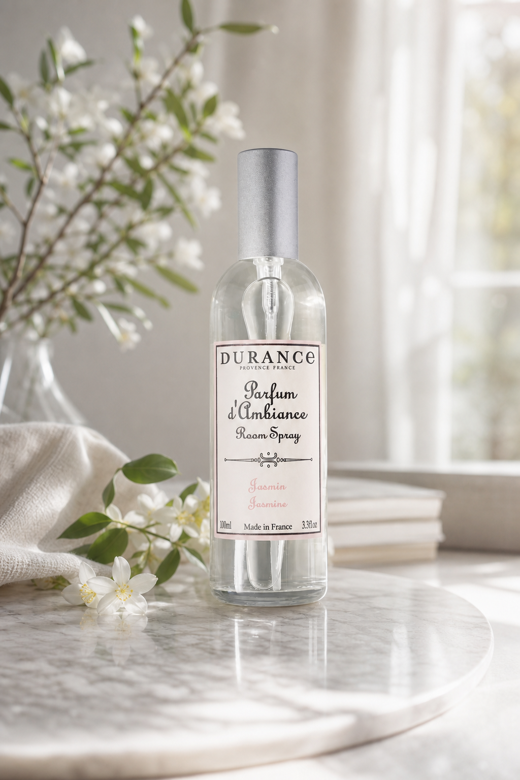 Jasmin Raumspray 100ml in einer stimmungsvollen Anwendungsszene