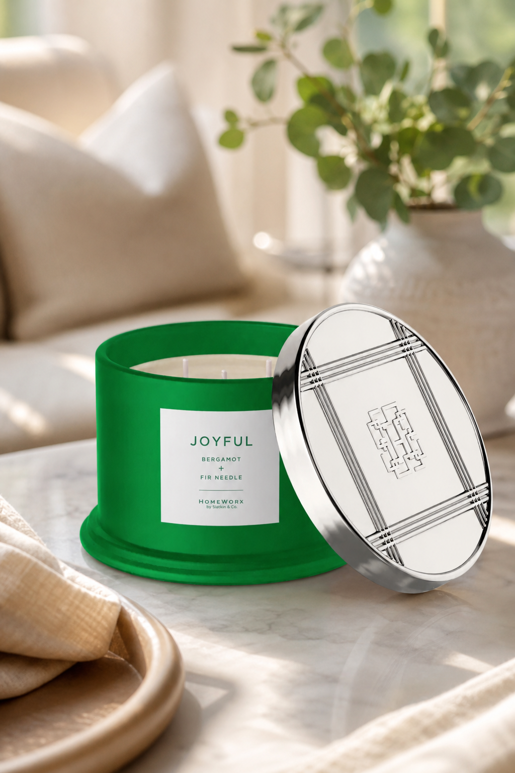 Joyful 397g (3-Docht) in einer stimmungsvollen Anwendungsszene