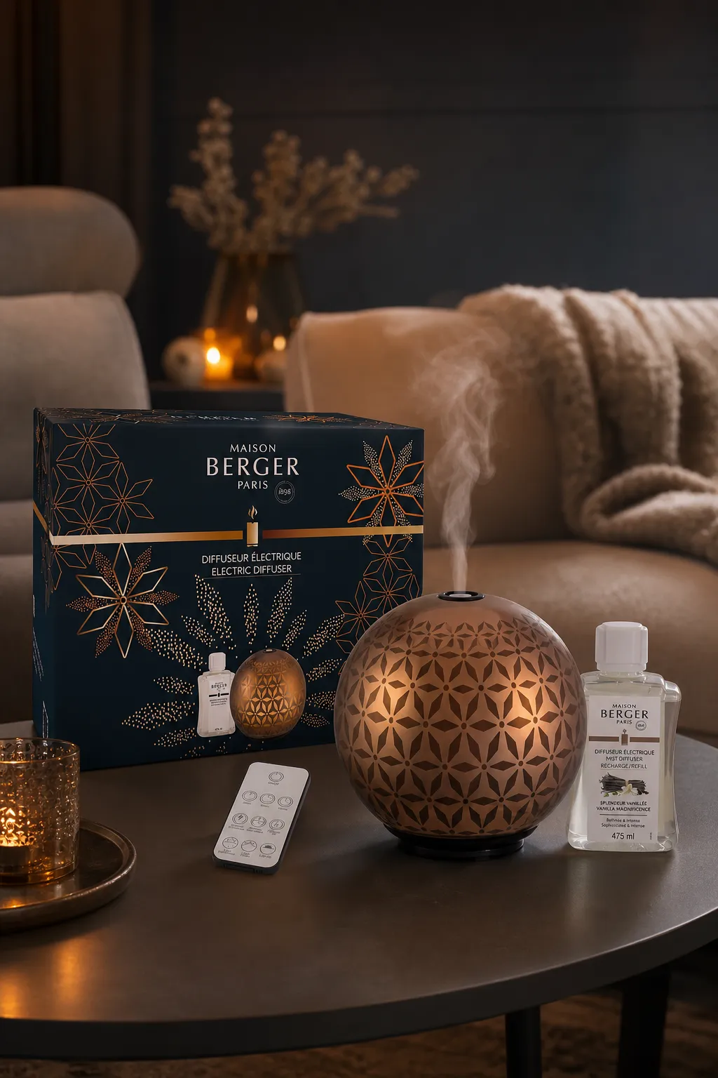 Diffuser-Set im Wohnambiente Elektrischer Diffuser mit Verpackung, Duftflakon und Fernbedienung auf Tisch