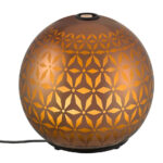 Beleuchteter Aroma-Diffuser mit geometrischem Muster und sichtbarem Netzkabel