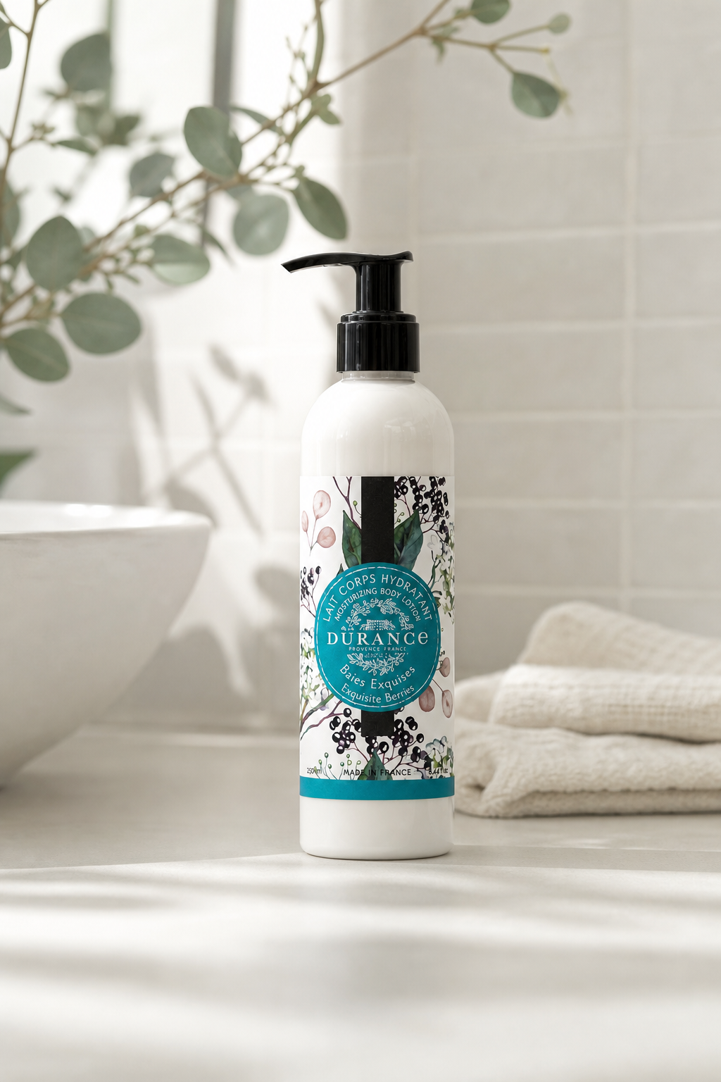 Köstliche Beeren Bodylotion 250ml in einer stimmungsvollen Anwendungsszene