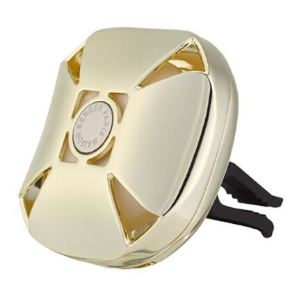 Goldener Autodiffusor mit sichtbaren Befestigungsclips auf weißem Hintergrund