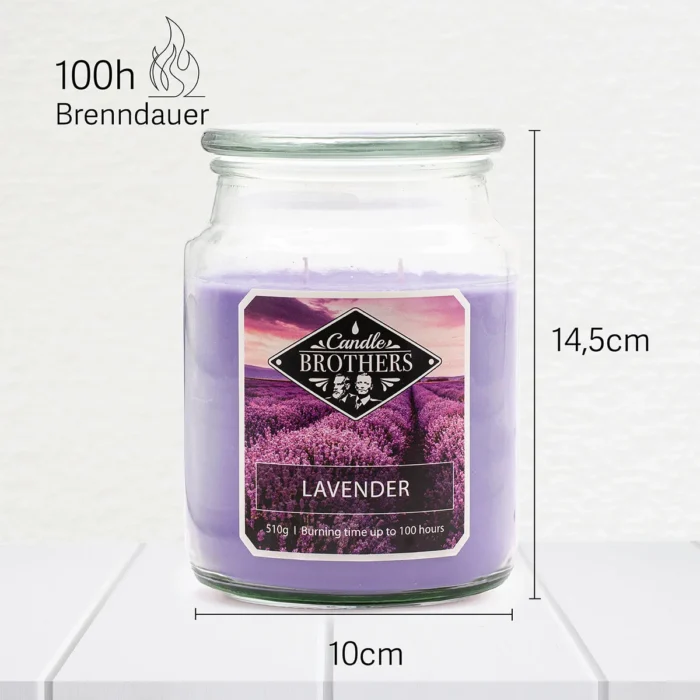 Lavender Duftkerze im Glas mit Angaben zu 100 Stunden Brenndauer und Maßen