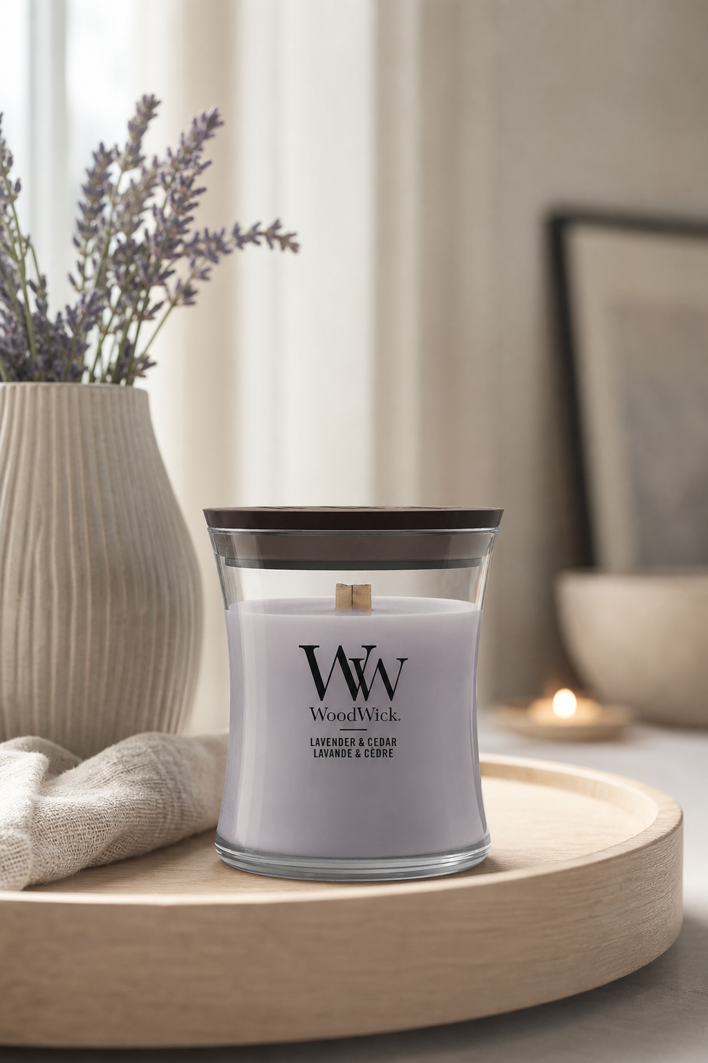 Lavender & Cedar 85g in einer stimmungsvollen Anwendungsszene