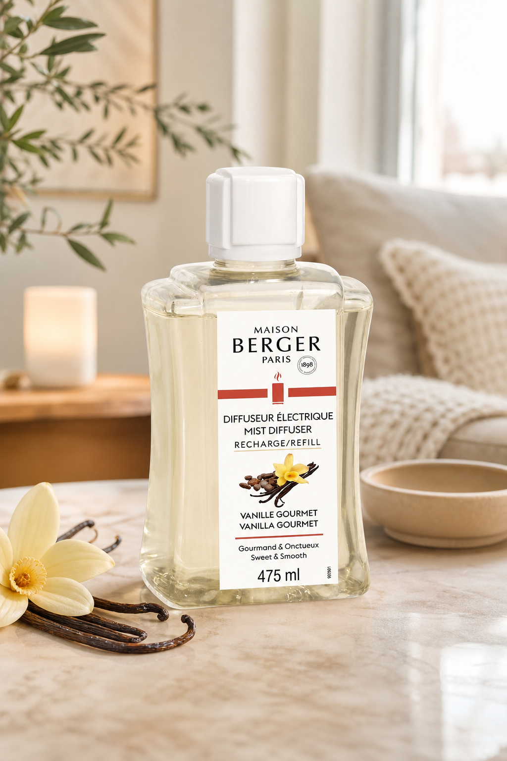 Maison Berger Paris Vanille-Gourmet-Nachfüller auf einem Tisch im Wohnambiente