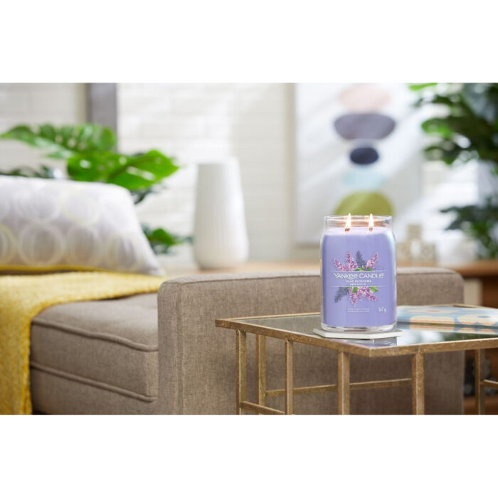 Lilac Blossoms Signature Large Jar 567g 2-Docht – Produktansicht