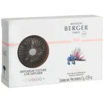 Verpackung des Maison Berger Autodufts Liliflora mit Blumenabbildung