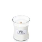 Geöffnete WoodWick Kerze im Glas mit sichtbarem Docht