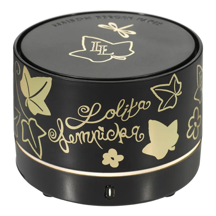 Schwarzer Duftdiffuser mit goldener Aufschrift Lolita Lempicka und Schmetterlingsmotiven