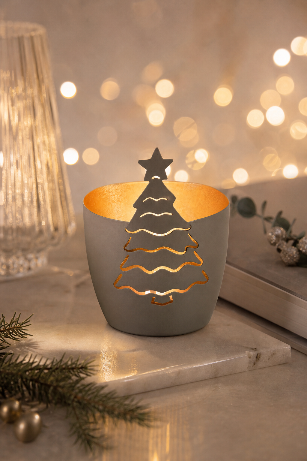 Madras Windlicht Weihnachtsbaum flanell/gold in einer stimmungsvollen Anwendungsszene