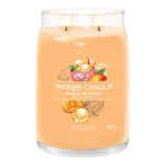 Mango Ice Cream Duftkerze von Yankee Candle mit zwei brennenden Dochten