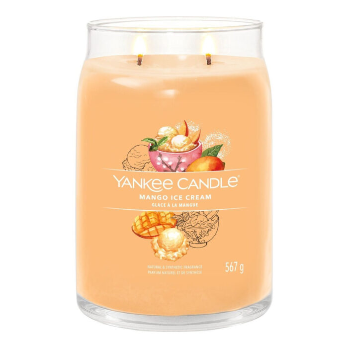 Mango Ice Cream Duftkerze von Yankee Candle mit zwei brennenden Dochten