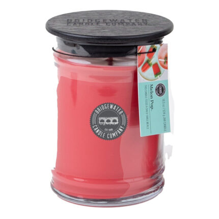 Rosa Melon Pop Kerze im Glas mit schwarzem Deckel und Anhängeetikett