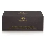 Geschlossene WoodWick Box mit Aufdruck Fireside, White Teak, Sand und Driftwood