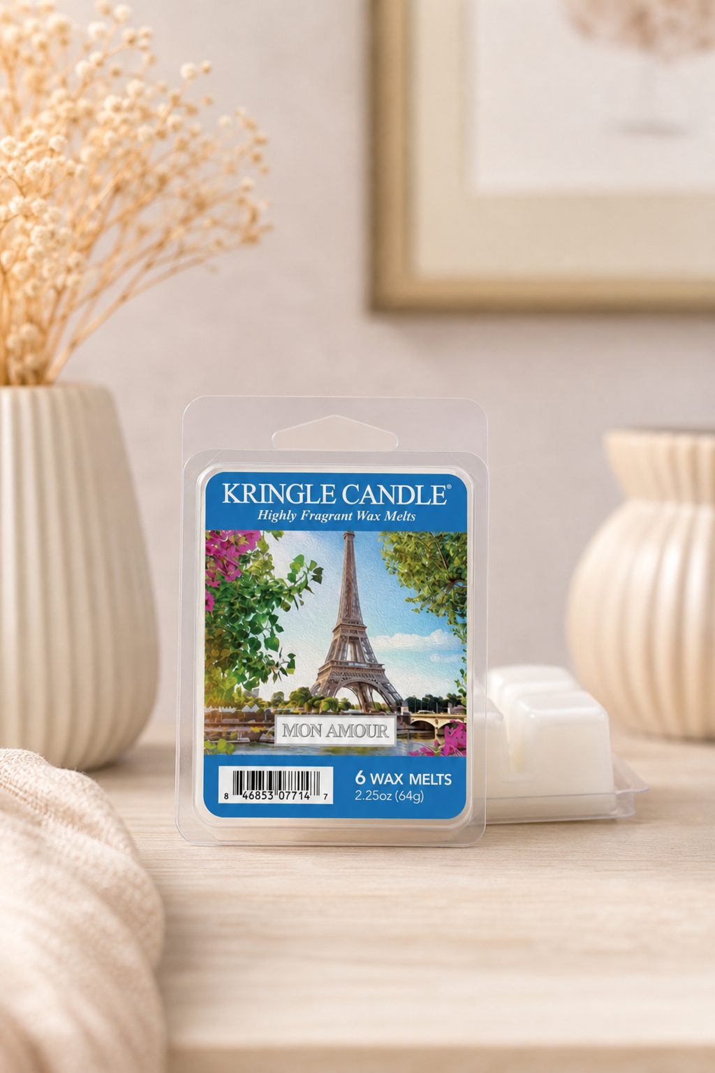 Mon Amour Wax Melts 64g in einer stimmungsvollen Anwendungsszene