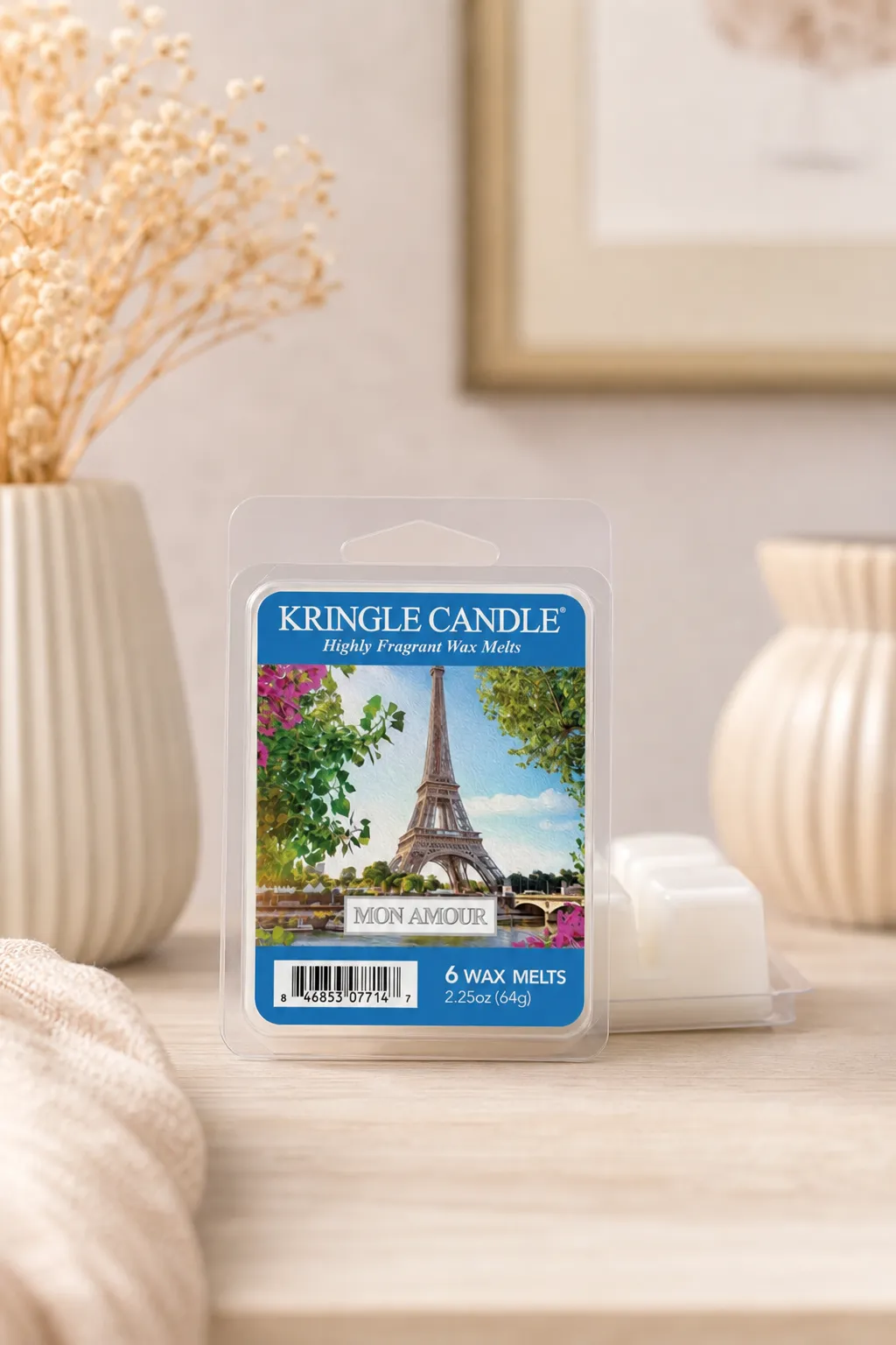 Mon Amour Wax Melts 64g in einer stimmungsvollen Anwendungsszene
