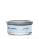 Ocean Air Duftkerze im Glas mit geschlossenem silbernem Deckel