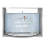 North Pole Hideaway 37g Glasvotivkerze – Hauptansicht