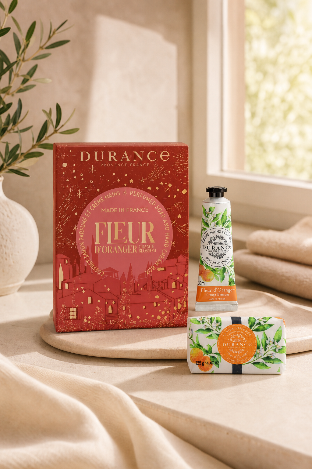 Orangenblüte - Duftendes Duo 2023 in einer stimmungsvollen Anwendungsszene