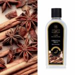 Ashleigh & Burwood Oriental Spice Lamp Fragrance Flasche vor Gewürzen