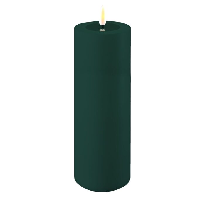 Outdoor Stumpenkerze LED dunkelgrün 7,5 x 20cm – Produktansicht