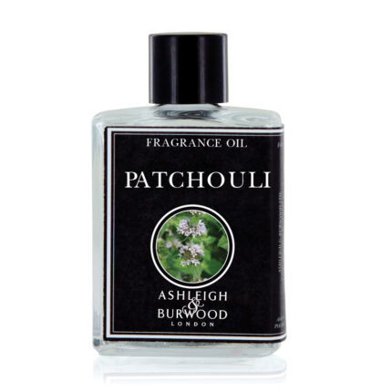Nahaufnahme eines Patchouli-Fragrance-Oil-Flakons mit schwarzem Verschluss