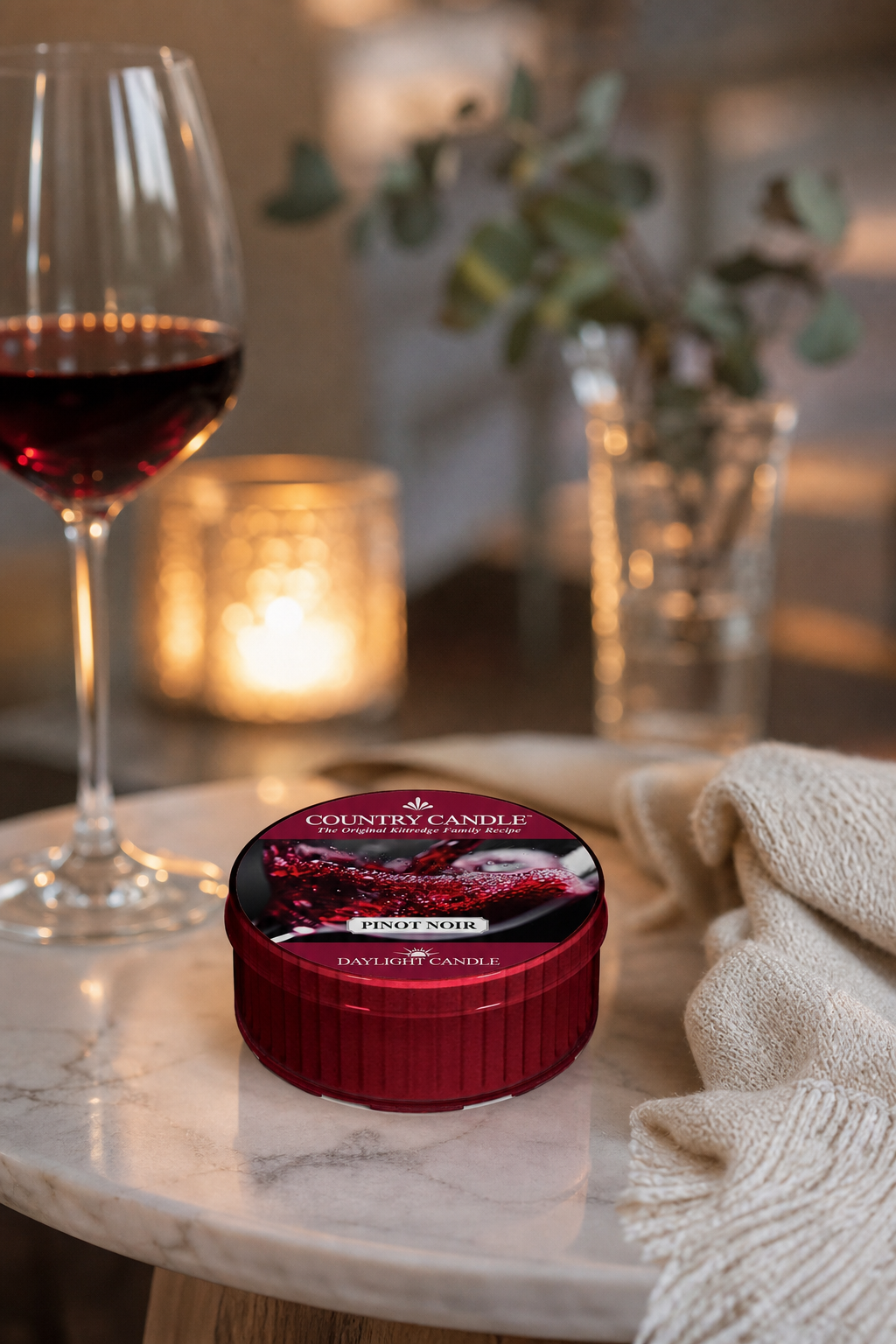 Pinot Noir Daylight 42g in einer stimmungsvollen Anwendungsszene