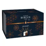 Dunkelblaue Maison Berger Verpackung mit floralen Ornamenten