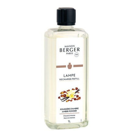 Flasche mit Maison Berger Paris Etikett Poussière d’Ambre und 1L-Angabe