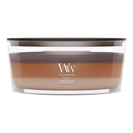 Frontansicht der WoodWick Trilogy-Kerze Radiant Cashmere im Glas