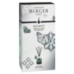Verpackung mit Aufdruck Bouquet Terre Sauvage und Fresh & Woody