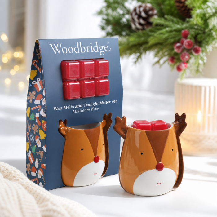 Reindeer-Schmelzer mit roten Wachsmelts vor der Produktverpackung