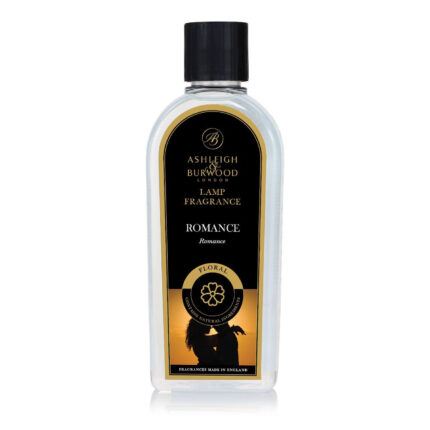 Nahaufnahme der Romance Lamp Fragrance Flasche mit schwarzem Verschluss