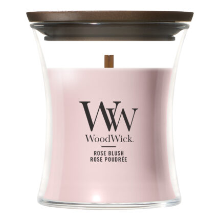 WoodWick Rose Blush Kerze mit Deckel vor weißem Hintergrund