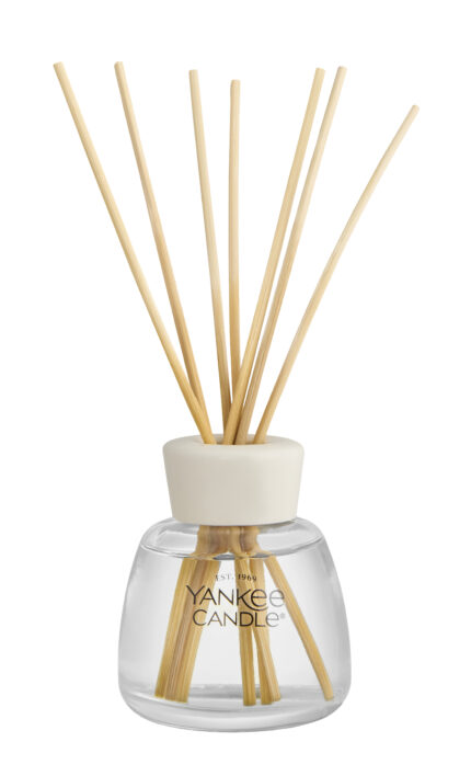 Yankee Candle Reed Diffuser mit transparentem Flakon und sieben Duftstäbchen