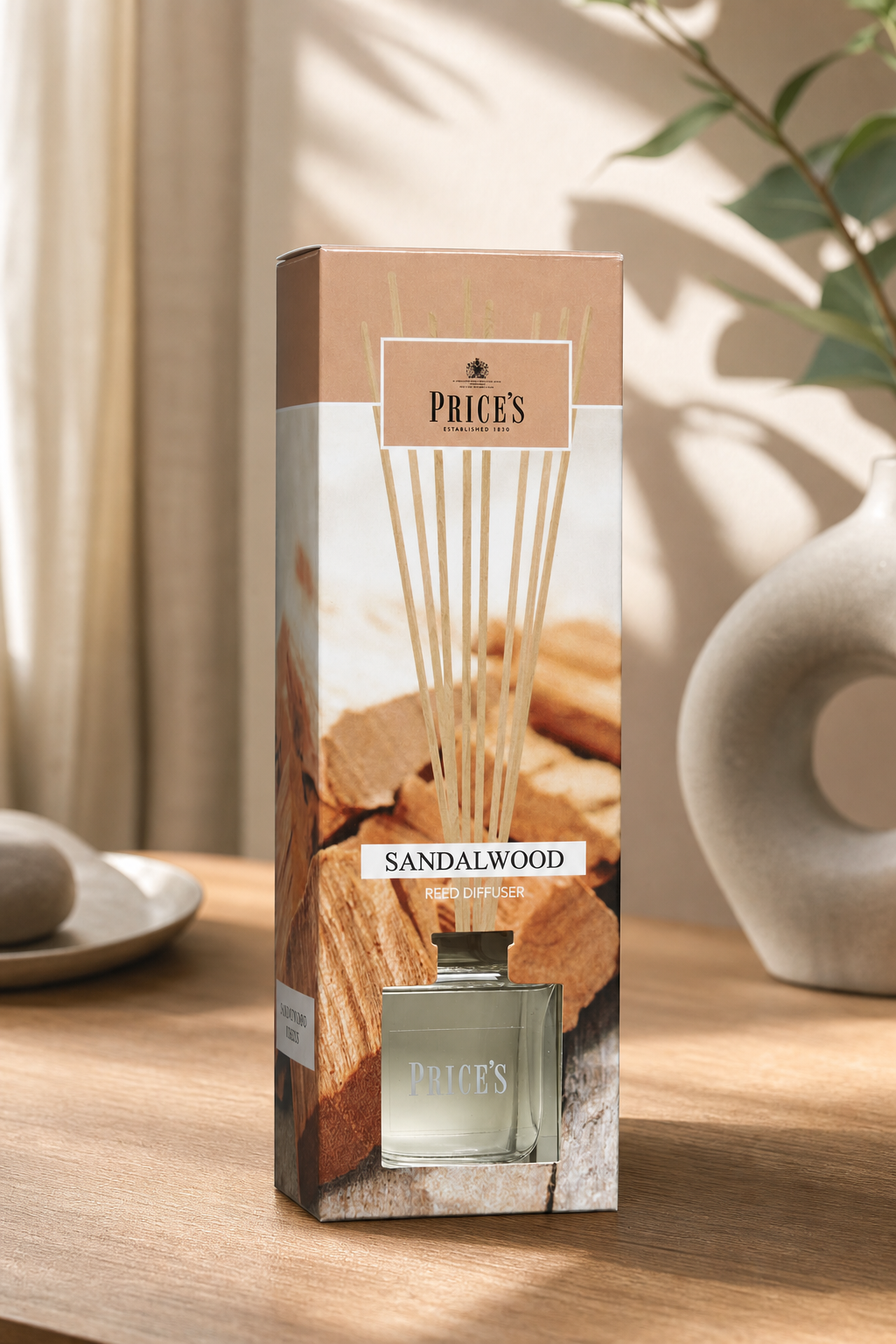 Sandalwood 100ml in einer stimmungsvollen Anwendungsszene